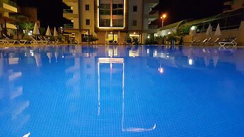 Moda Marine Apartments