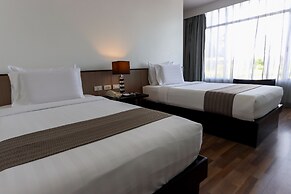 Paseo Premiere Hotel