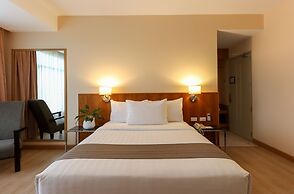 Paseo Premiere Hotel