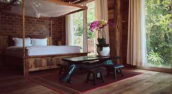 Bamboo Cottages