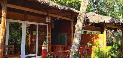 Bamboo Cottages