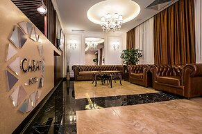 Carat Hotel