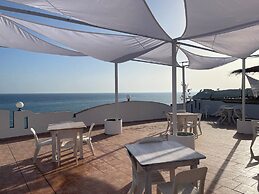 Hotel Miramare Garzia