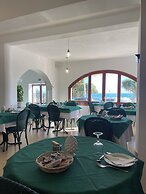 Hotel Miramare Garzia