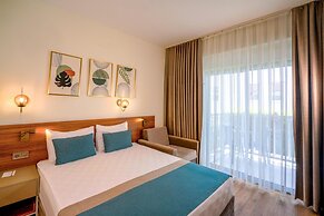 Side Story Resort & Spa