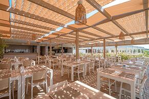 Side Story Resort & Spa