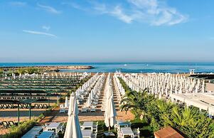 Side Story Resort & Spa