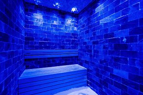 Side Story Resort & Spa