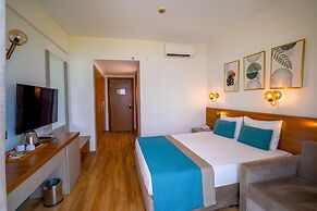 Side Story Resort & Spa