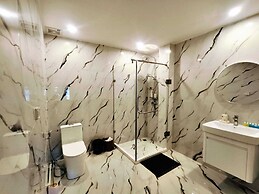 Baan Tropicana