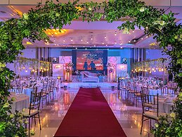 Subic Bay Peninsular Hotel