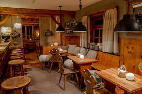 Hotel Le Grand Chalet Favre