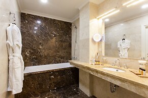 Hotel Complex Continental