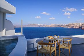 Neptune Luxury Spa Suites