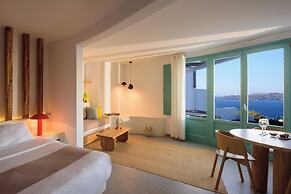Neptune Luxury Spa Suites