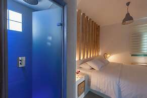Neptune Luxury Spa Suites