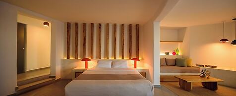Neptune Luxury Spa Suites