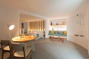 Neptune Luxury Spa Suites