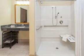 Baymont by Wyndham Grand Forks