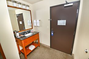 Baymont by Wyndham Grand Forks