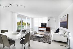 Seacoast Suites on Miami Beach