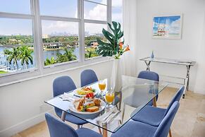 Seacoast Suites on Miami Beach