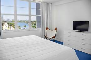 Seacoast Suites on Miami Beach