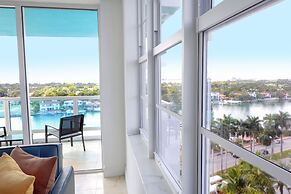 Seacoast Suites on Miami Beach