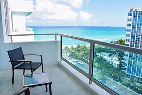 Seacoast Suites on Miami Beach