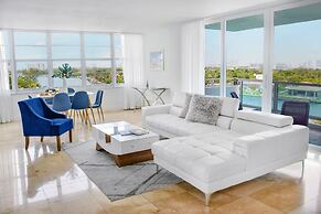 Seacoast Suites on Miami Beach