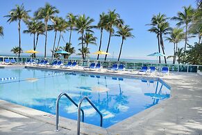 Seacoast Suites on Miami Beach