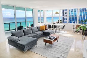 Seacoast Suites on Miami Beach