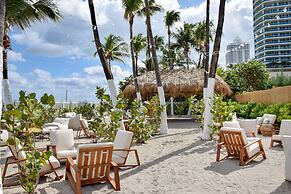 Seacoast Suites on Miami Beach