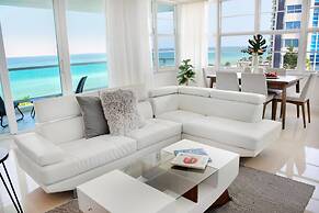 Seacoast Suites on Miami Beach