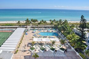 Seacoast Suites on Miami Beach