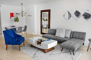 Seacoast Suites on Miami Beach
