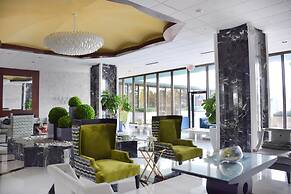 Seacoast Suites on Miami Beach