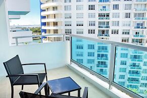 Seacoast Suites on Miami Beach