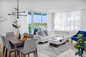 Seacoast Suites on Miami Beach
