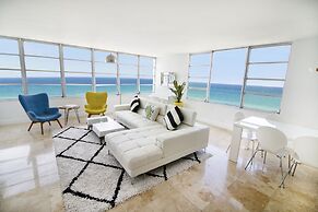 Seacoast Suites on Miami Beach