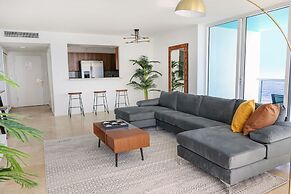 Seacoast Suites on Miami Beach