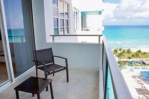 Seacoast Suites on Miami Beach
