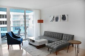 Seacoast Suites on Miami Beach