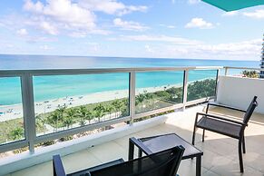 Seacoast Suites on Miami Beach
