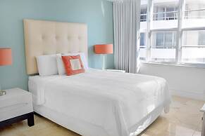Seacoast Suites on Miami Beach