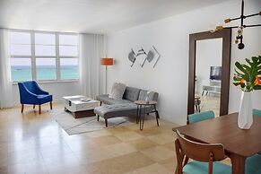 Seacoast Suites on Miami Beach