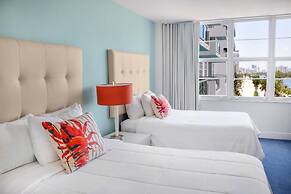 Seacoast Suites on Miami Beach