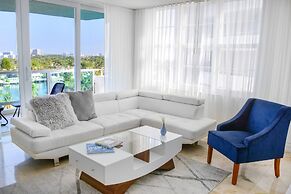 Seacoast Suites on Miami Beach