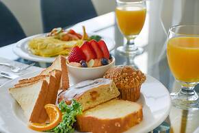 Seacoast Suites on Miami Beach