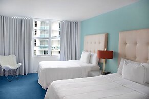 Seacoast Suites on Miami Beach